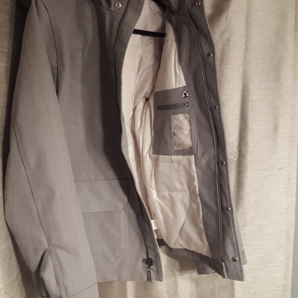 Quicksilver Snowboarding Jacket - Picture 5 of 8